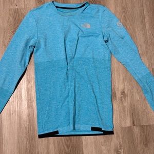 North Face Size Small LS